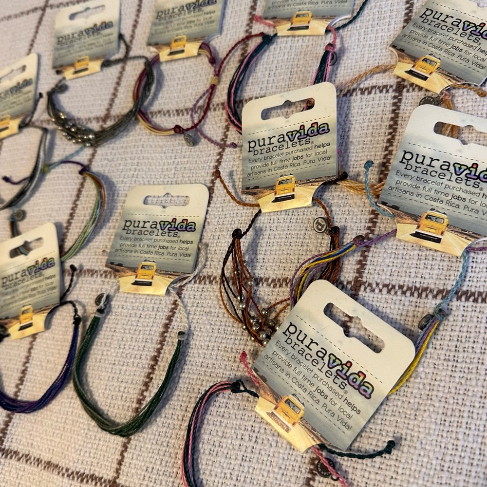 Pack of 11 original and beaded Pura vida bracelets